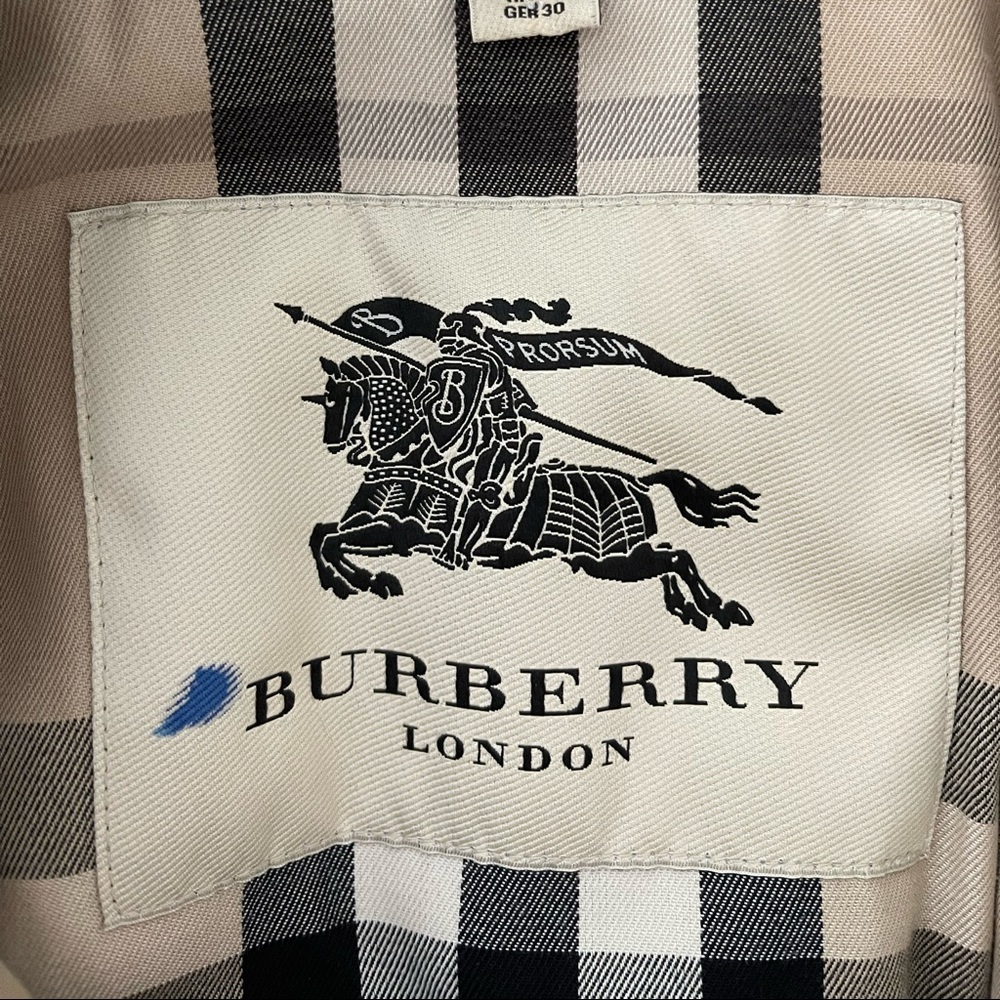 Burberry Trenchcoat